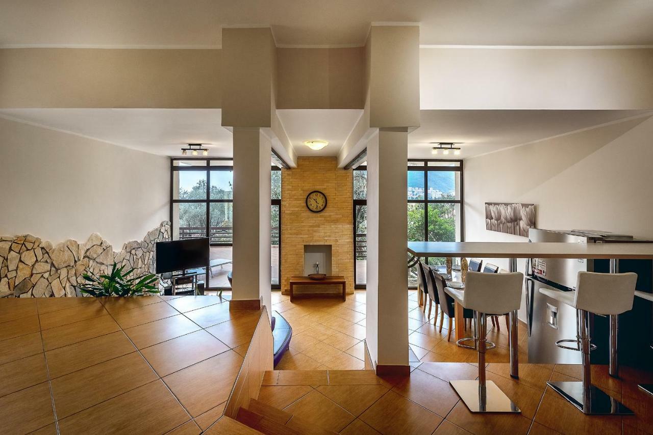 Villa Milana Budva Exterior photo